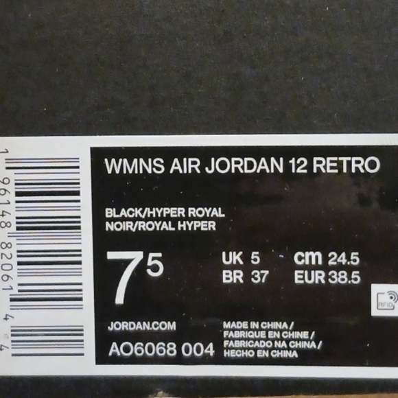 ⚫️ Black Friday Deal Jordan Retro 12 Basketball Shoes size 7.5 for Women - Picture 9 of 10